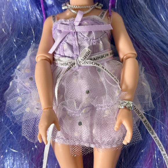 Rainbow High Series 1 Violet Willow Doll Purple 11" (13E) - Picture 3 of 7